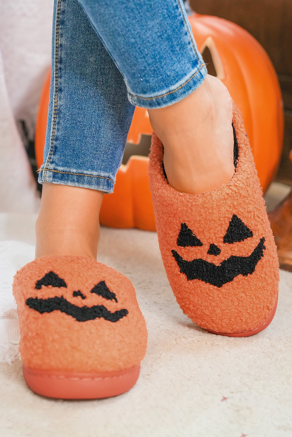 Orange Halloween Pumpkin Face Graphic Plush Slippers